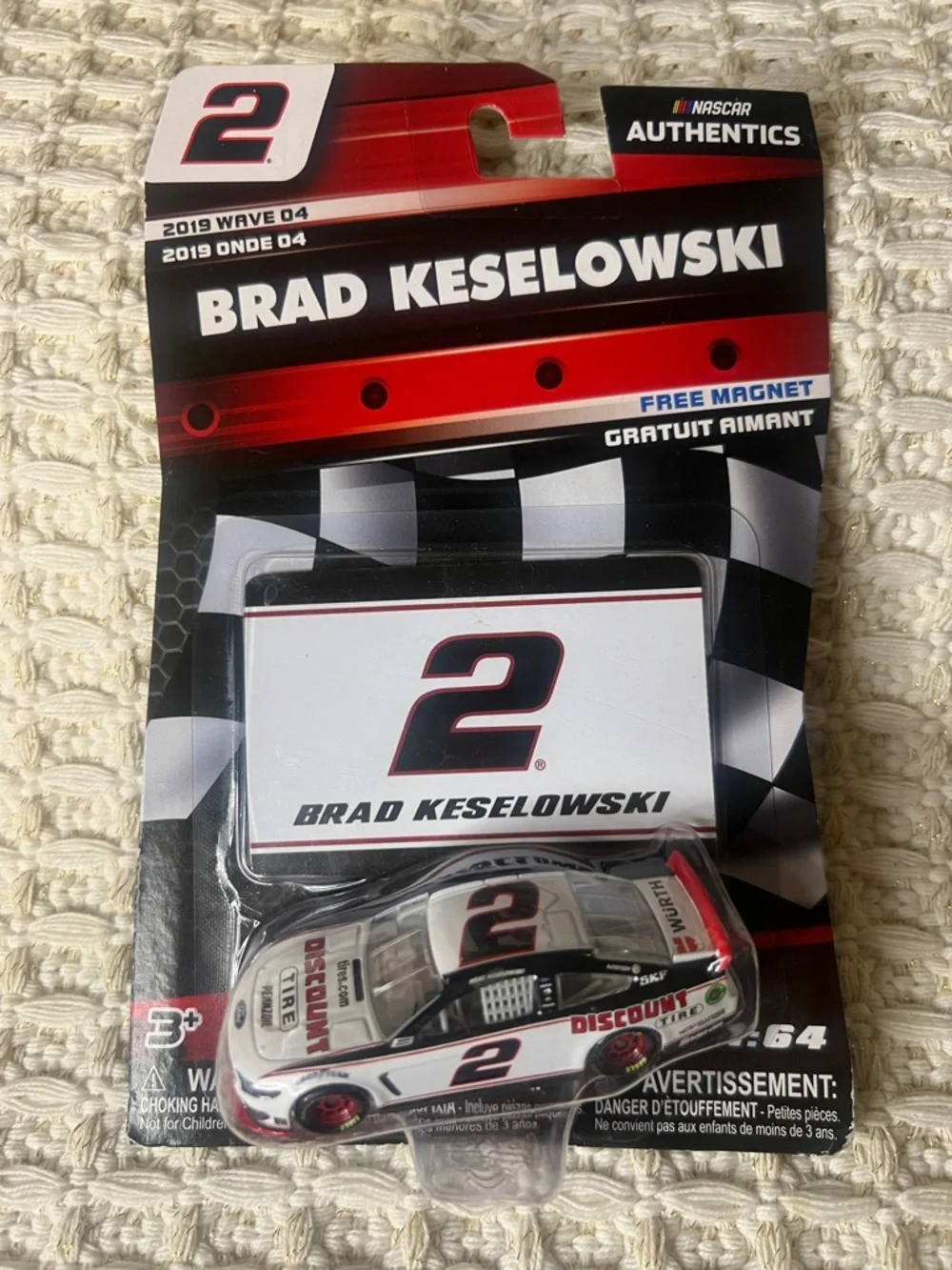 NWT NASCAR BRAD KESELOWSKI 2 1:64 2019 Wave 4 Discount Tire Team Penske